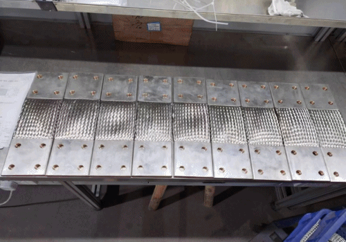 Flexible Busbar สายทองแดงถักสำหรับเชื่อมต่ออุปกรณ์ไฟฟ้า โครงการ Kubota