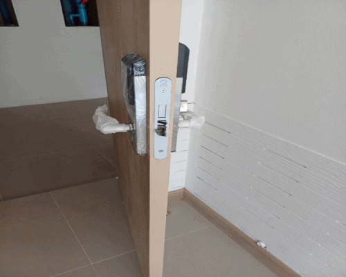 ผลงานติดตั้ง กลอน Digital Door Lock