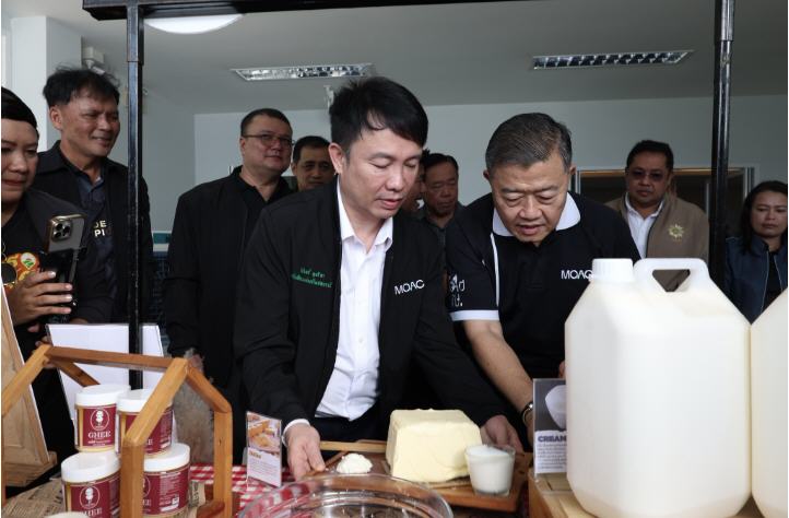 สหกรณ์โคนมกำแพงแสนทุ่ม 300 ล้าน ผุดโรงงานนมผง ดูดซับน้ำนมดิบล้นตลาด