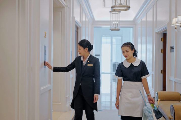 พลัสฯ ‘MR. & MS. Happening’ ลักเซอรี่เซอร์วิส-ตอบโจทย์ทุกการใช้ชีวิต