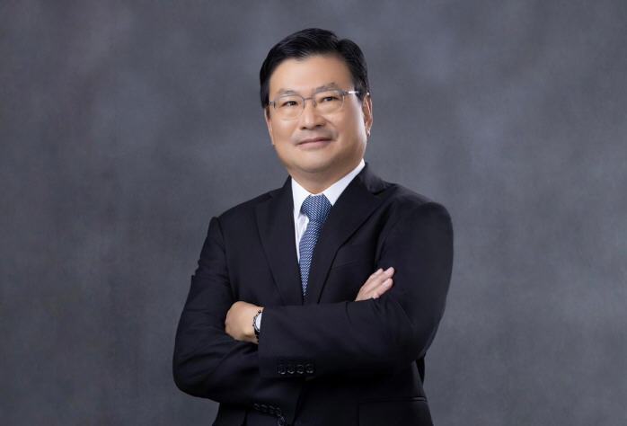 ‘ชาลี โสภณพนิช’ ปัดฝุ่นที่ดิน 40 ปี ผุด Branded Residences ฟรีโฮลด์ย่านถนนวิทยุ