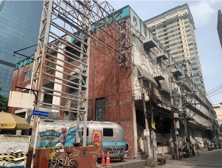 กลุ่มใบหยก ทุ่ม 500 ล้าน ฟื้นคืนชีพ”ฮอลลีวูดสตรีท” สู่”คอมมูนิตี้มอลล์” แห่งใหม่ใจกลางกรุง